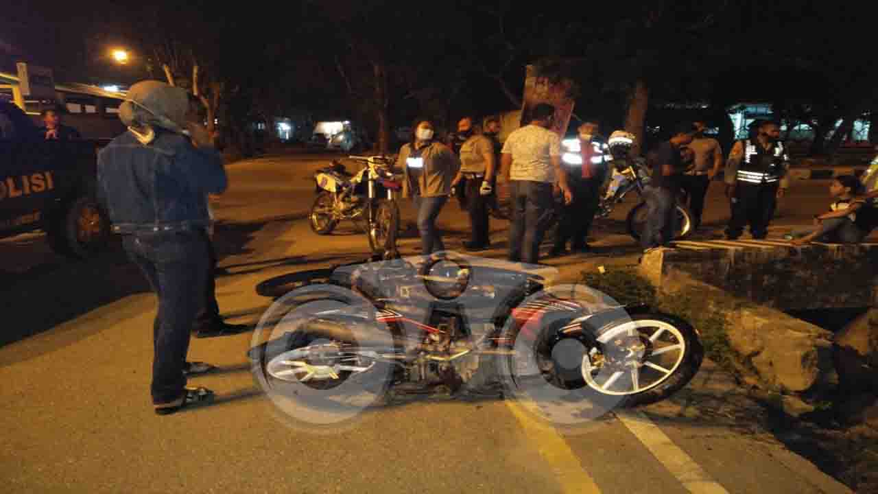 Dua sepeda motor yang berhasik diamankan petugas. Foto: Thamrin Dalby/Telisik