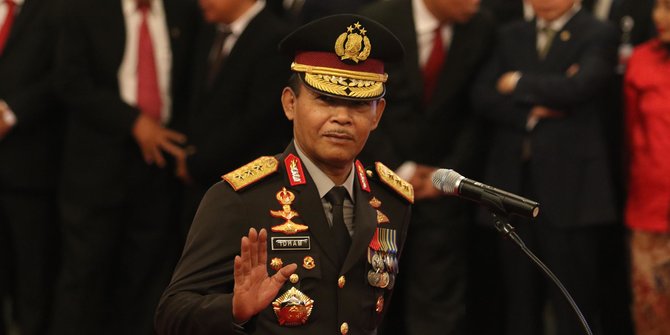 Jokowi lantik Kapolri Idham Azis. Foto: Liputan6.com