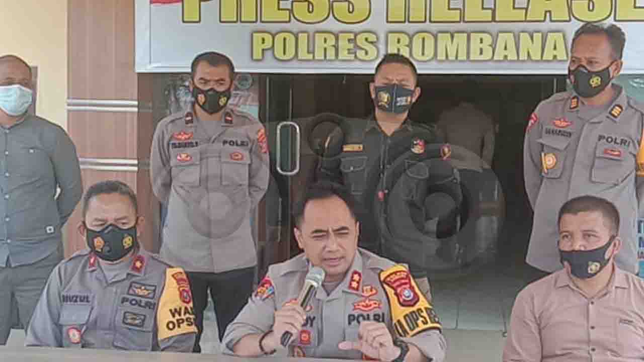 Konfrensi pers Polres Bombana terkait pengungkapan kasus Curanmor. Foto: Hir/Telisik