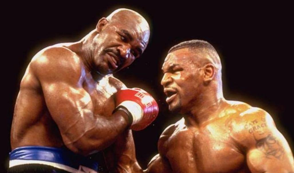Holyfield vs Mike Tyson. Foto: Repro CNN.com