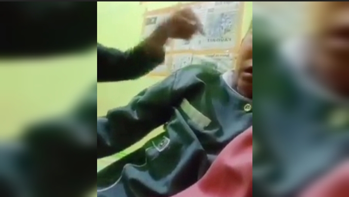 Fikri yang sering disiksa ibu kandungnya. Foto: screenshot/Video Facebook