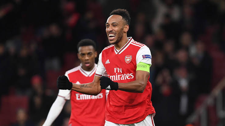 Striker Arsenal, Pierre-Emericik Aubameyang catatkan rekor pertamanya usai hattrick di laga Arsenal Vs Leeds. Foto: Repro Google.com