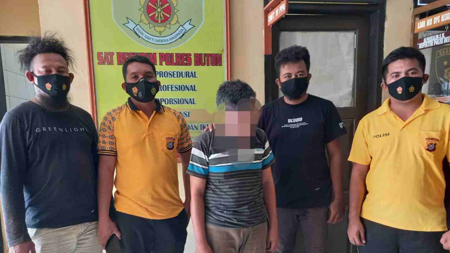 Pelaku pencabulan diamankan oleh Polres Buton.Foto: Ist.