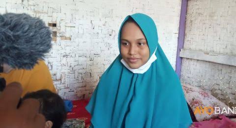 Siti Zainah, janda di Cianjur yang mendadak melahirkan tanpa hamil. Foto: Repro Ayobandung.com