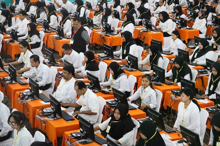Ujian Calon Pegawai Negeri Sipil (CPNS) Foto: Repro Kompas.com