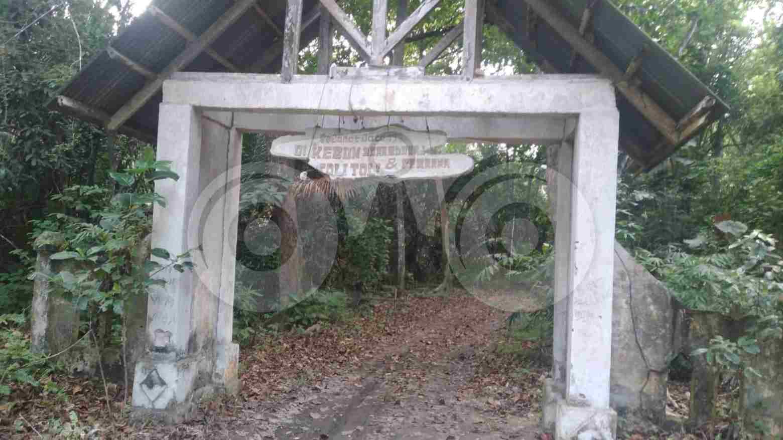 Gerbang masuk ke Cekdam di Konawe. Foto: Ibnu/Telisik