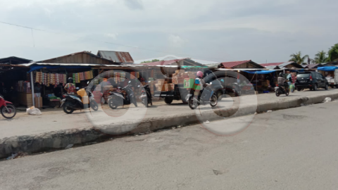 Lokasi pembangunan kios-kios permanen. Foto: Sunaryo/Telisik