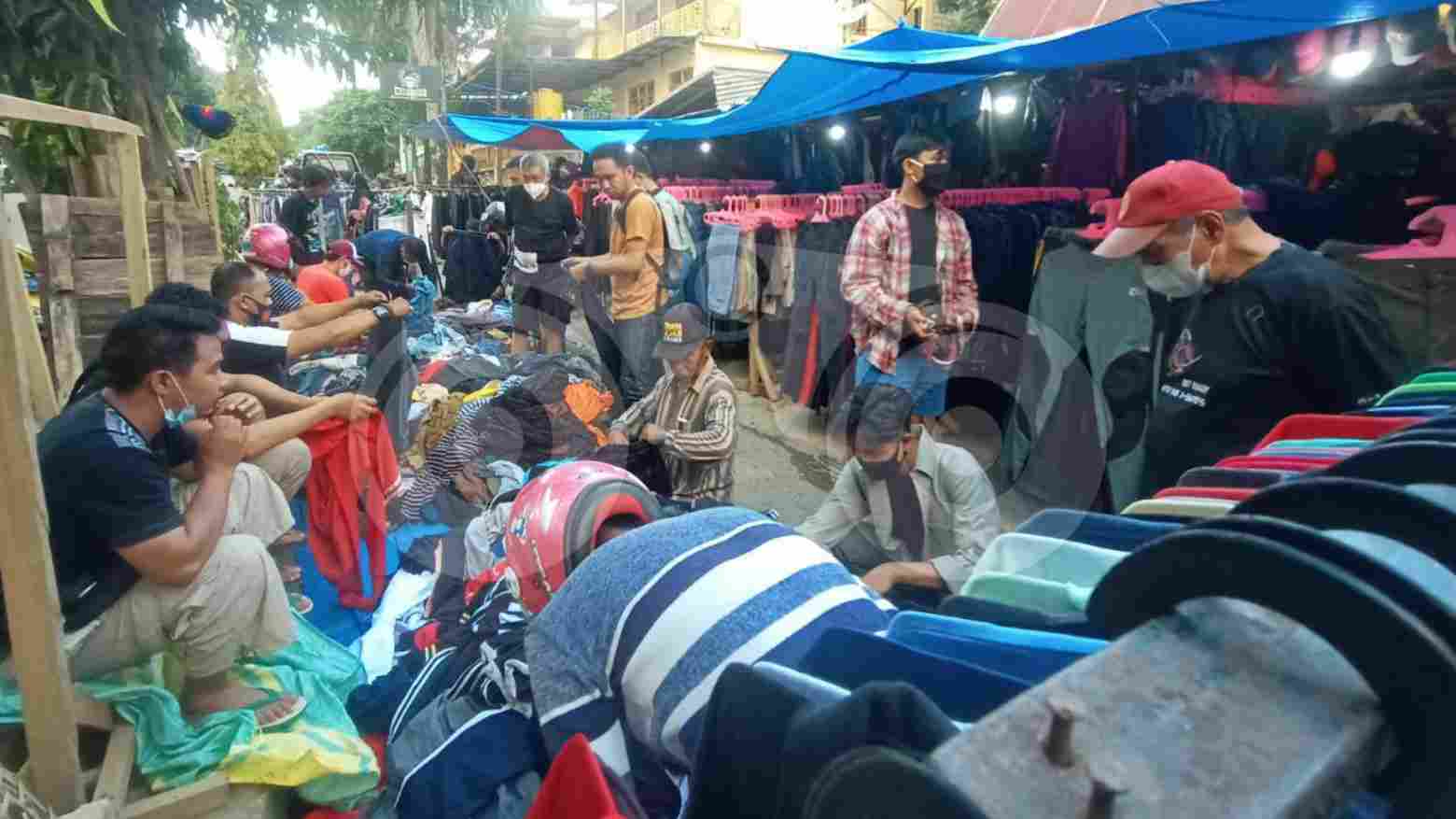 Pengunjung Pasar Lawata peminat RB. Foto: Eni Eka Wisda/Telisik