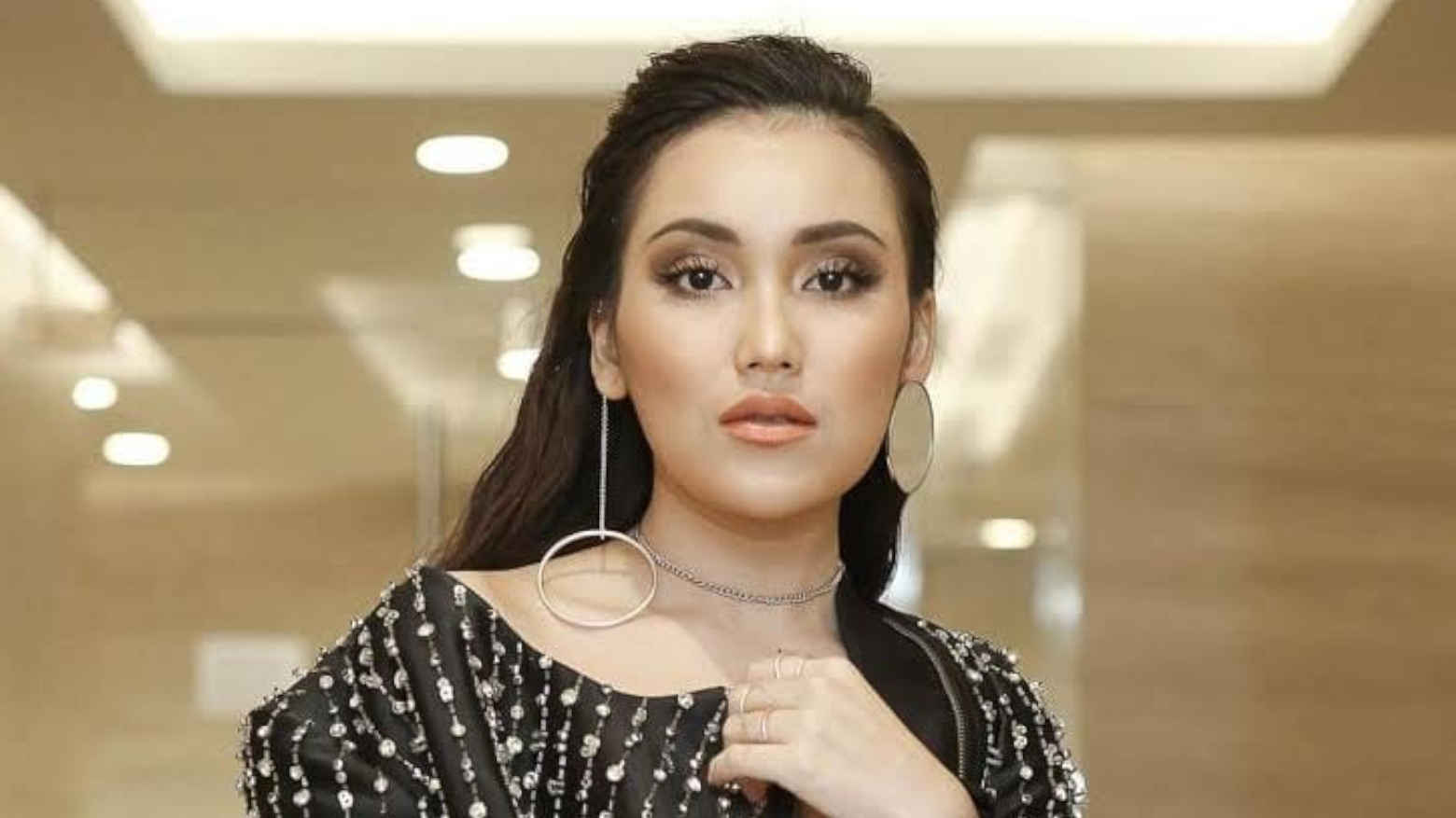 Ayu Ting Ting. Foto: Repro google.com
