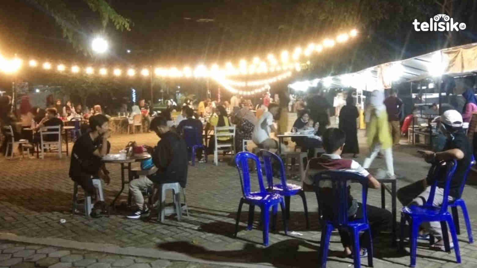 Pengunjung di Spot Kuliner Ramadhan. Foto: Kardin/Telisik