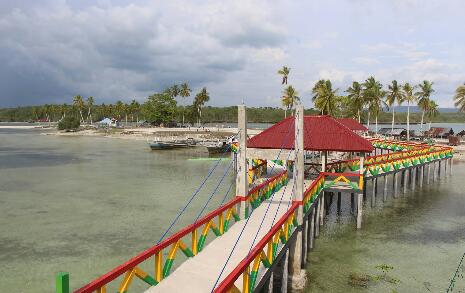 Pantai Wantopi Foto: Www.butonislandtravelling.com