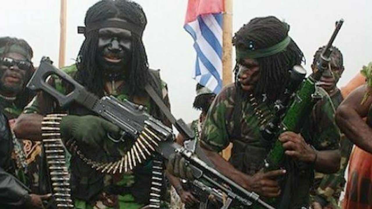 Anggota KKB di Papua. Foto: Repro Fajar.co.id
