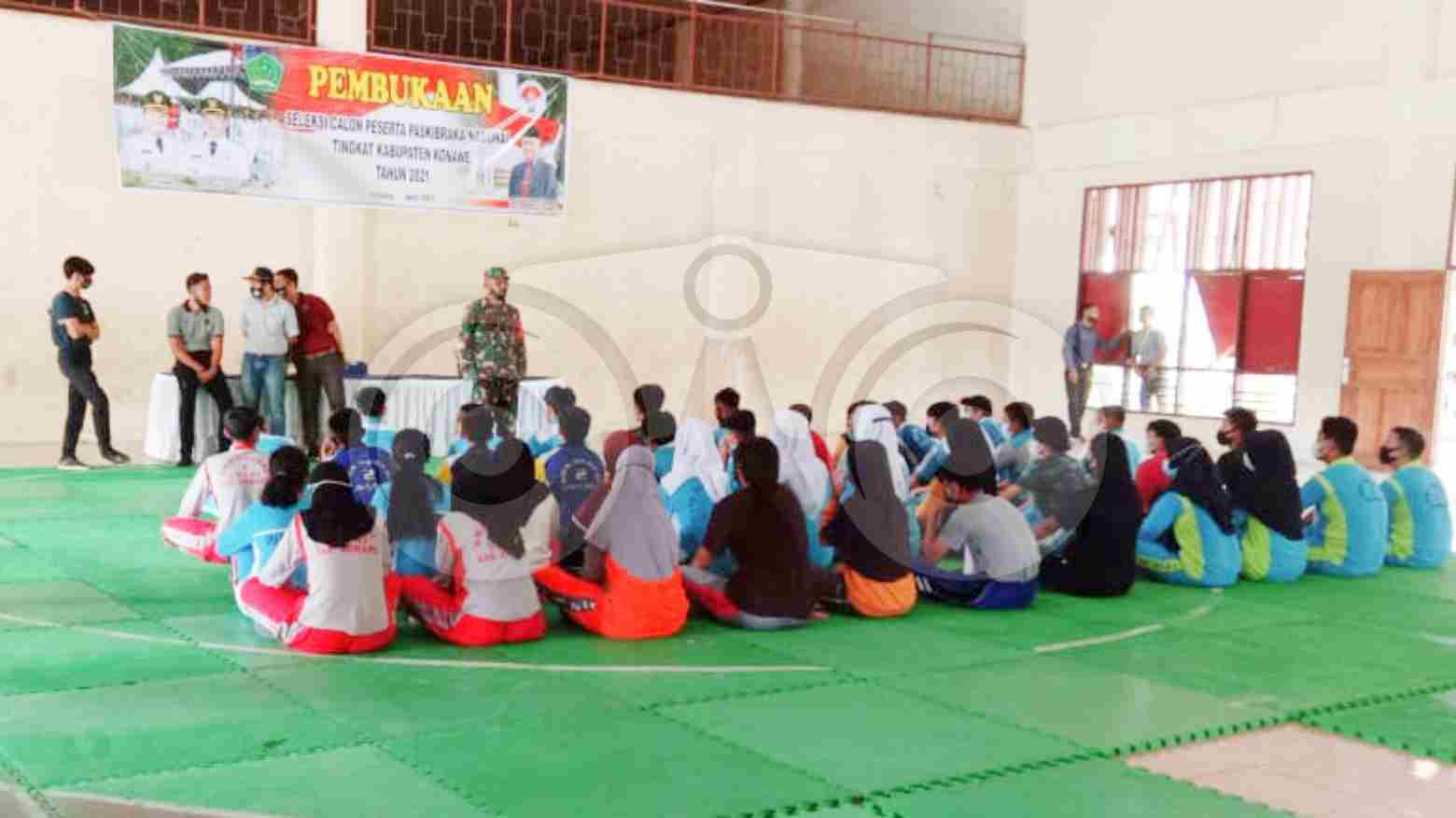 Puluhan siswa dari berbagai Sekolah Menengah Atas di Konawe mengikuti seleksi calon anggota Paskibraka nasional. Foto: Muh. Surya Putra/Telisik