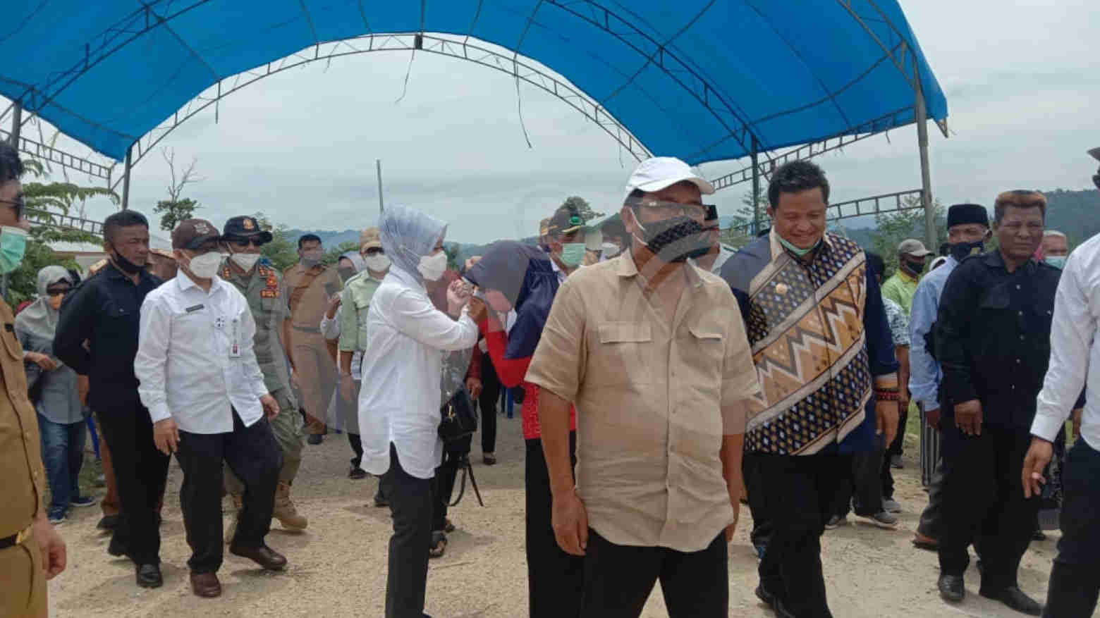 Ridwan Bae bersama LM Rusman Emba. Foto: Sunaryo/Telisik
