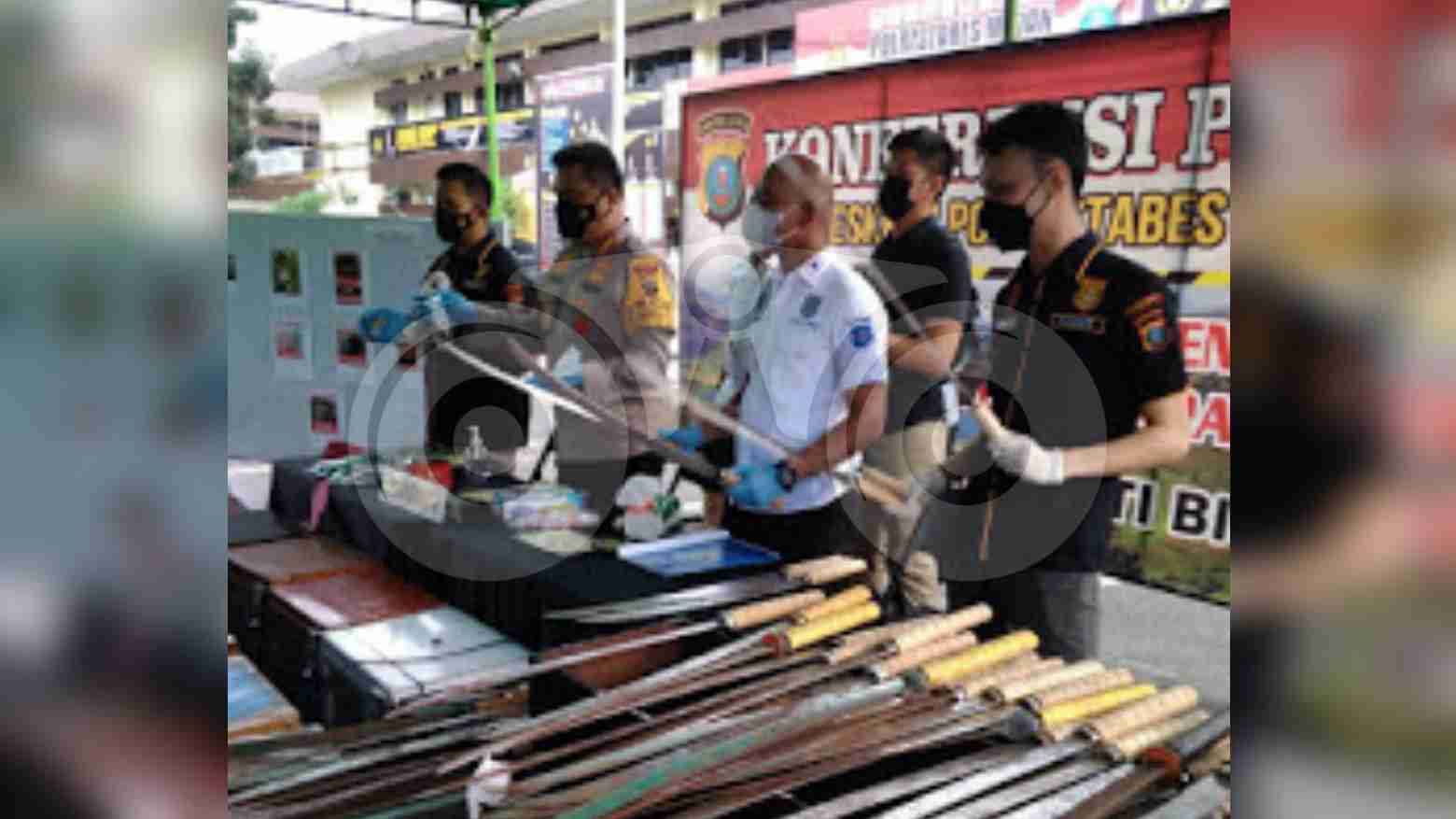 Barang bukti yang disita di THM Sky Garden. Foto: Ones Lawolo/Telisik