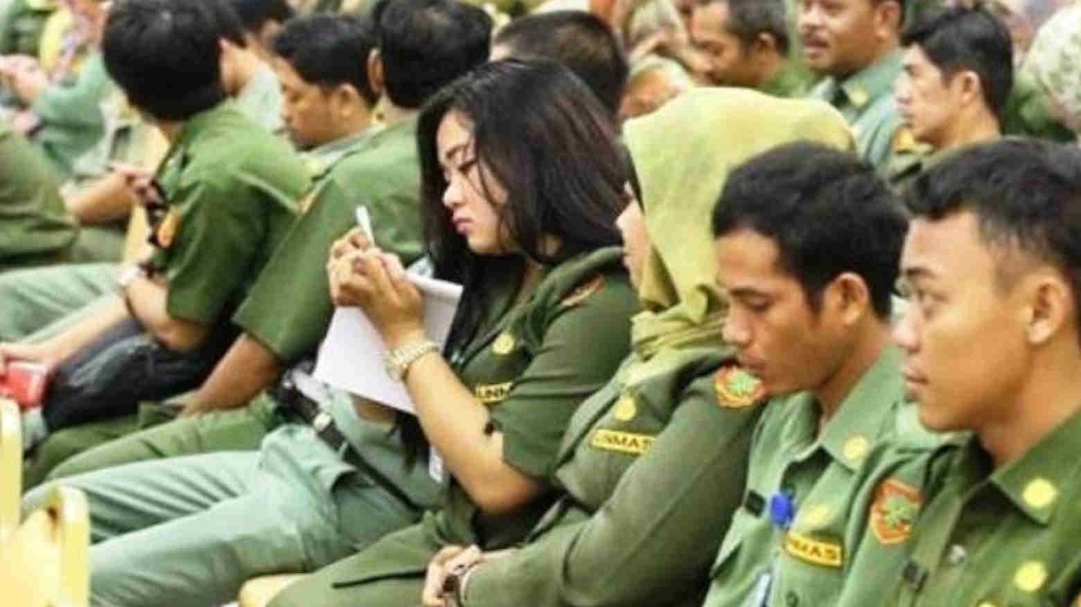 Ilustrasi sejumlah ASN. Foto: Repro Menpan.id