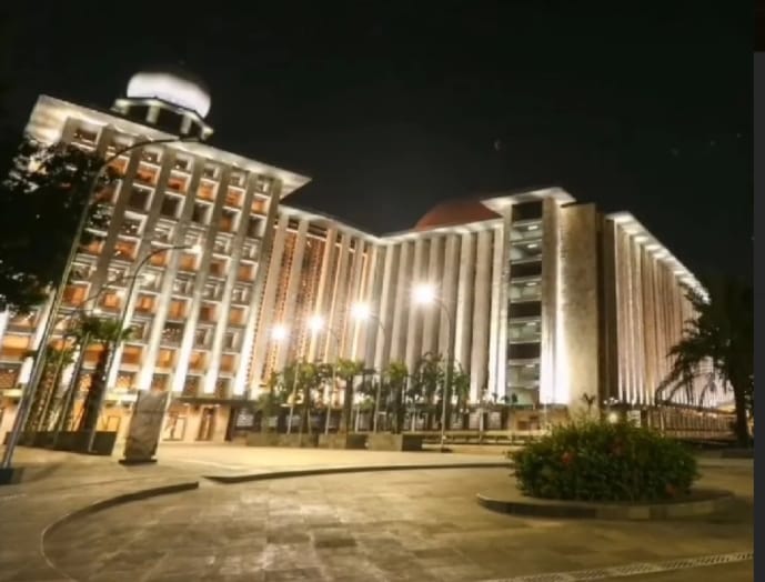 Inilah tampilan dari luar Mesjid Istiqlal Jakarta pasca renovasi. Foto: Ist.