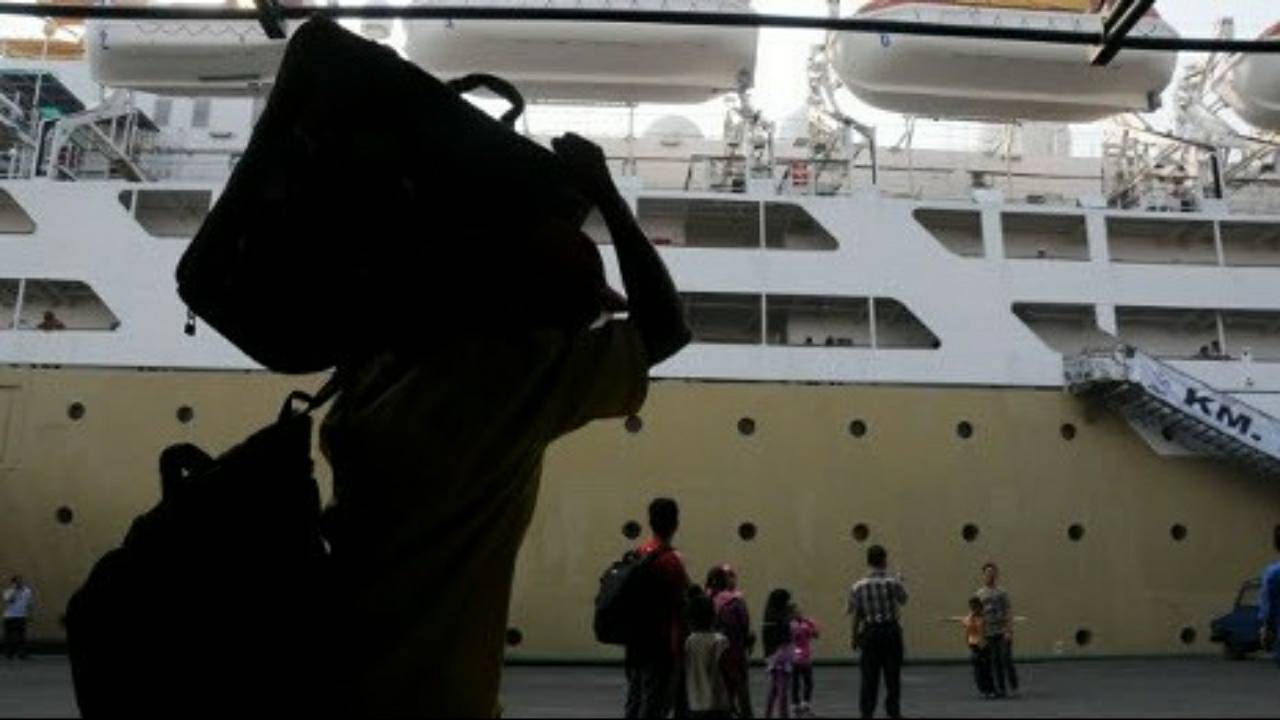 Penumpang kapal. Foto: Repro Republika