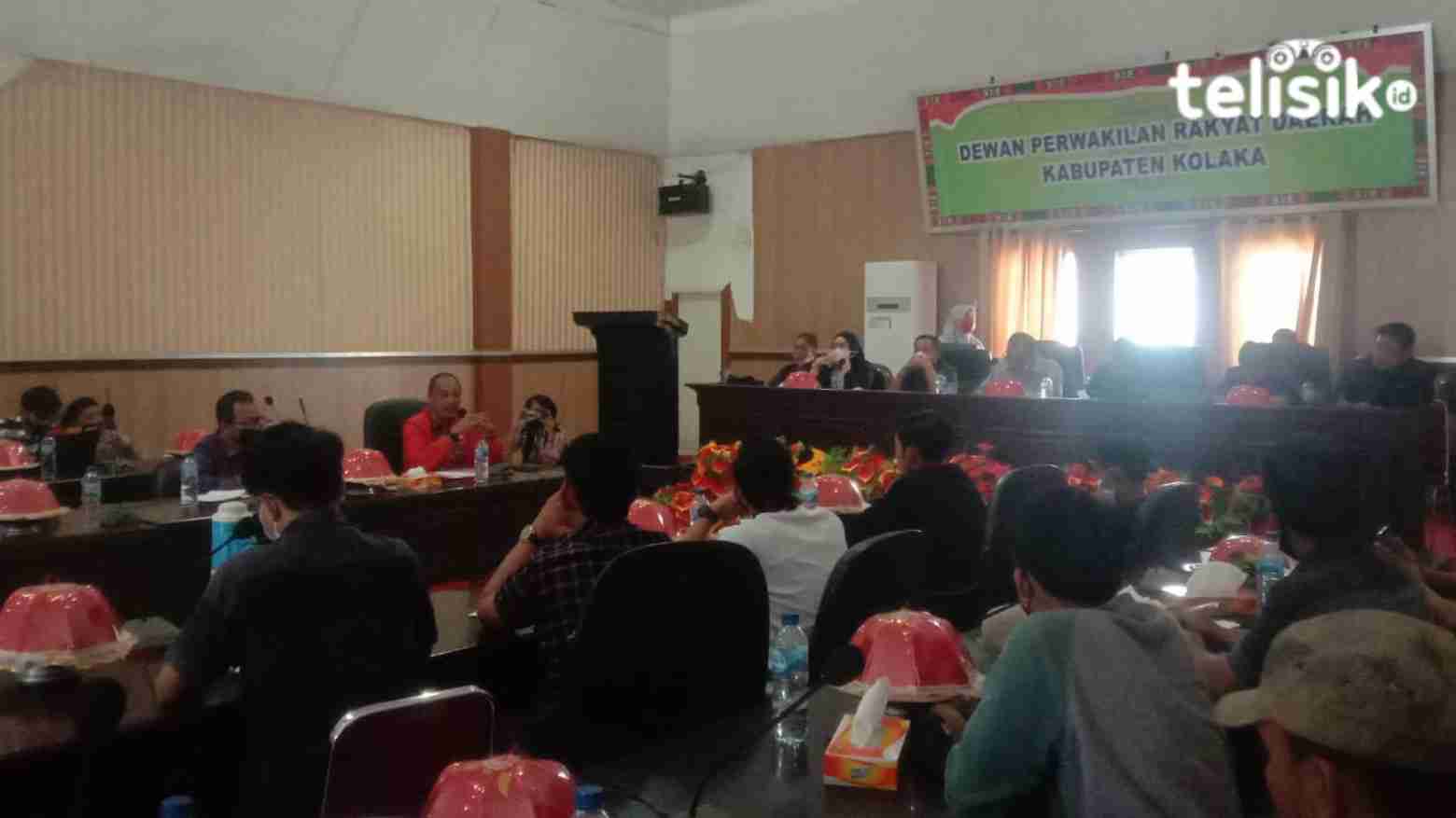 Suasana RDP komisi III DPRD Kolaka terkait permasalahan komite CSR Vale. Foto: Muh Sabil/Telisik
