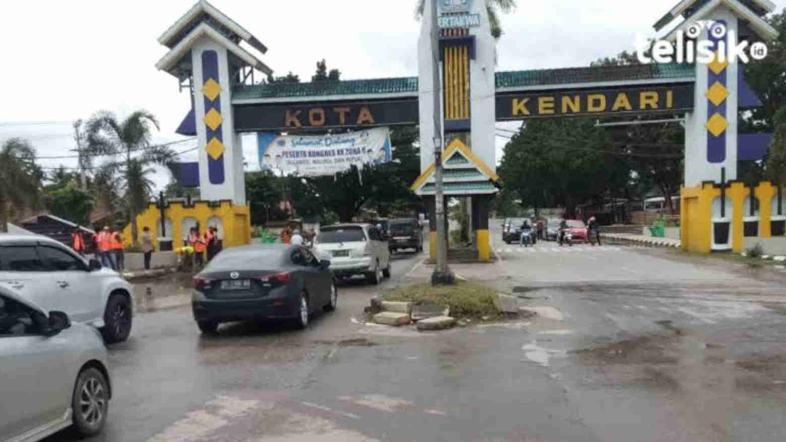 Gerbang perbatasan Kota Kendari-Konsel. Foto: dok. Telisik