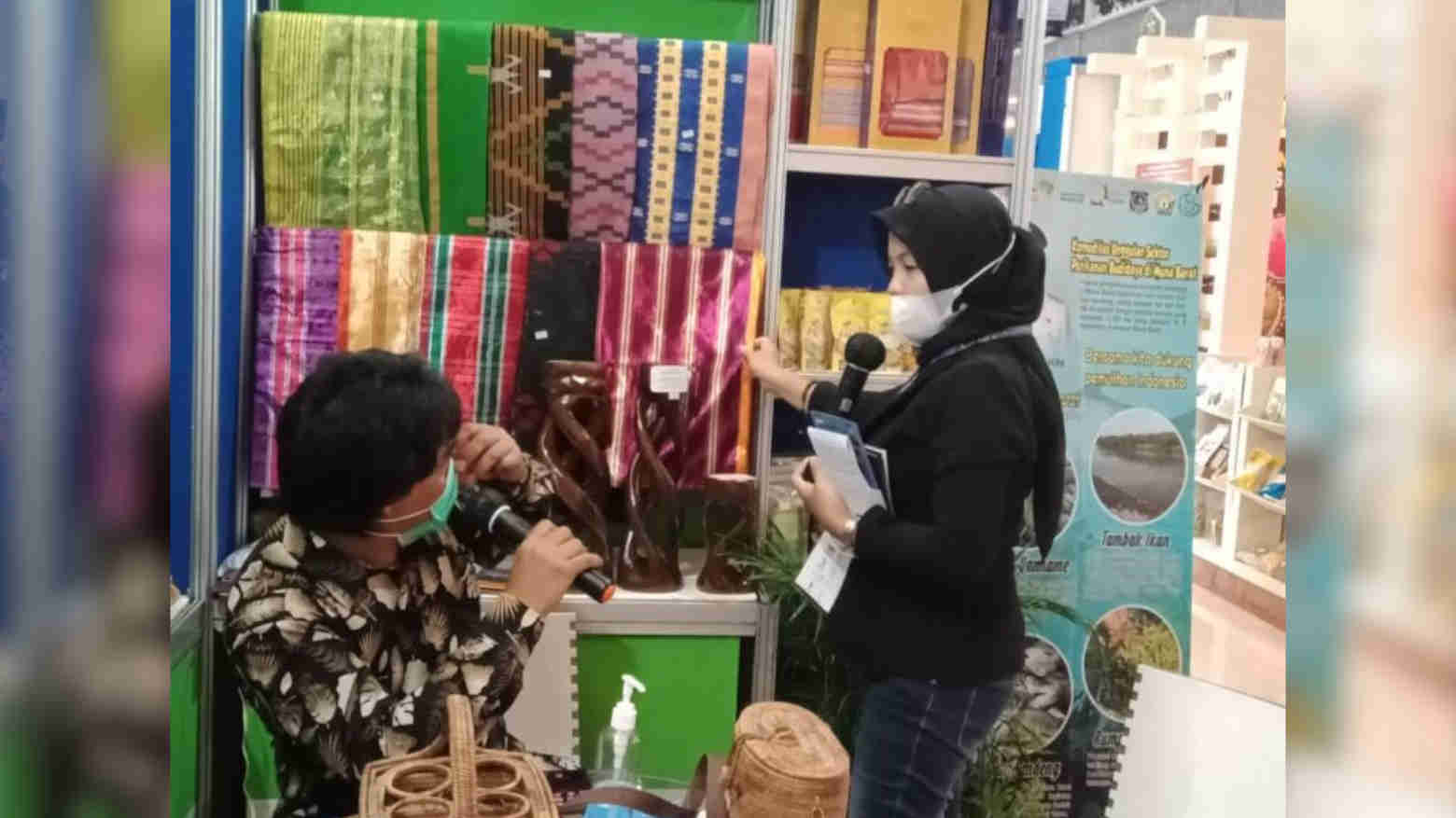 Pemda Mubar menampilkan produk unggulan pada pameran promosi investasi produk lokal di Yogyakarta. Foto: Ist.