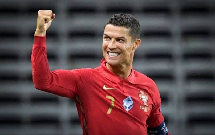 Mega bintang pesepakbola Portugal, Cristiano Ronaldo. Foto: Repro google.com