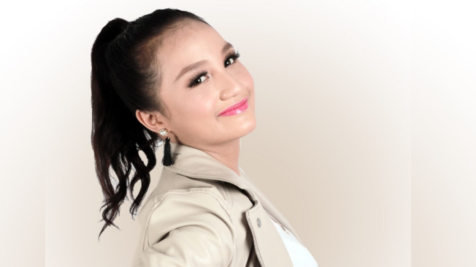 Aurel Dewanda, penyanyi lagu berjudul Salah Paham. Foto: Ist.