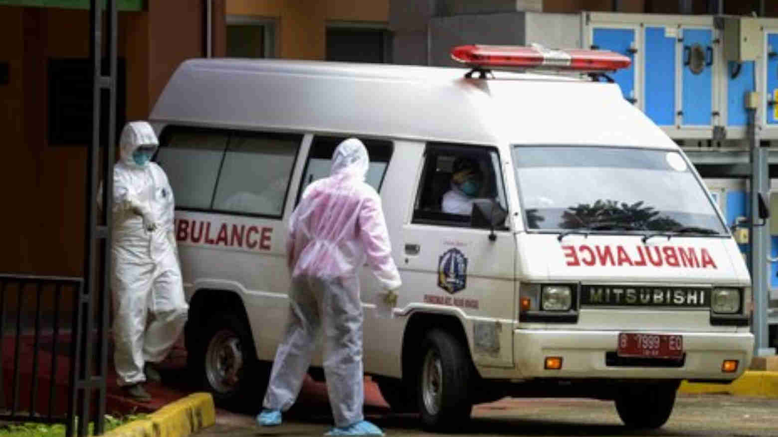 Ambulans khusus Corona di Jakarta. Foto: Repro Merdeka.com
