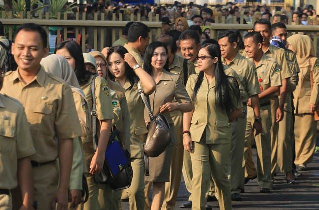 PNS tetap terima tunjangan tahun depan. Foto: Repro Minews.id