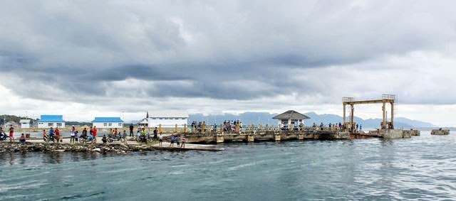 Suasana pelabuhan yang ada di Kabupaten Konawe Kepulauan. Foto: Repro indoplaces