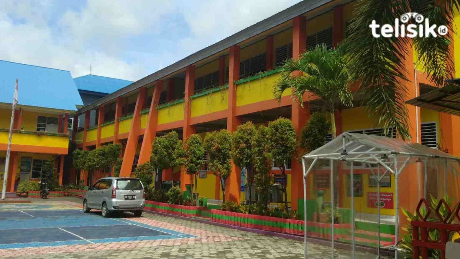 Salah satu sekolah tingkat dasar di Kota Kendari menata infrastruktur agar ramah lingkungan. Foto: Fitrah Nugraha/Telisik