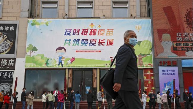 Suasana Kota Beijing yang mengalami lonjakan COVID-19. Foto: Repro AP