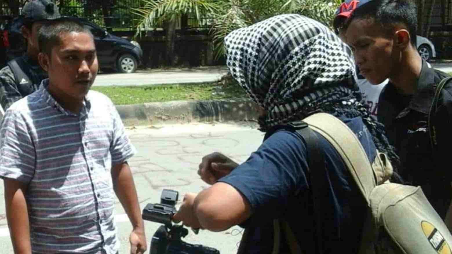 La Ode Harmawan diwawancarai awak media. Foto: Ist.