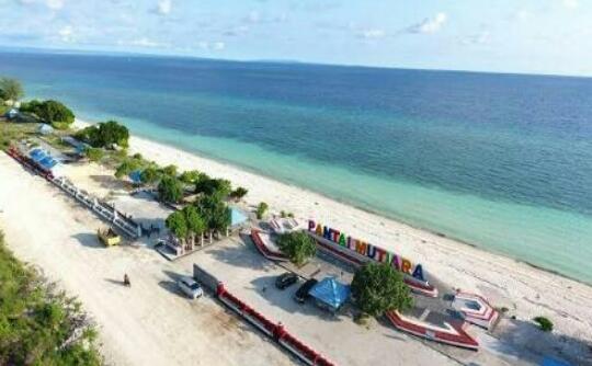 Pantai Mutiara di Buteng. Foto: Ist.