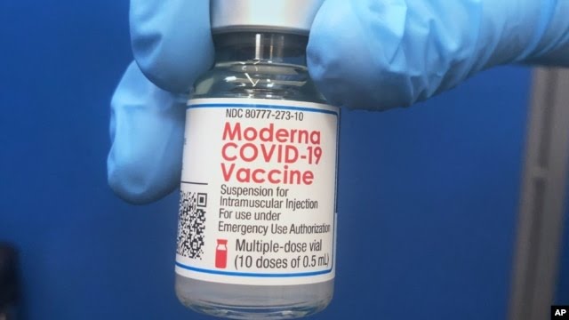 Vaksin COVID-19 produksi Moderna. Foto: Repro AP