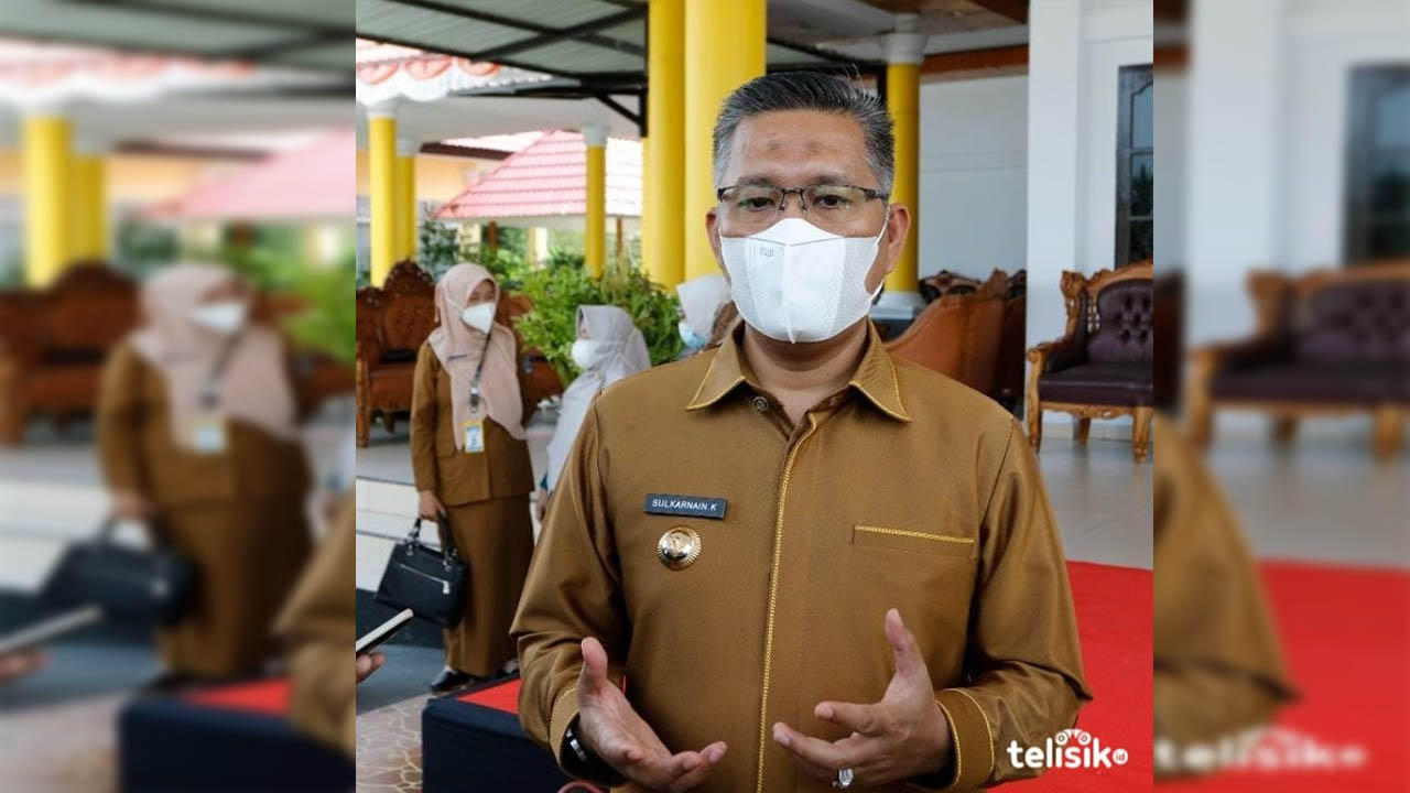Wali Kota Kendari, Sulkarnain Kadir saat diwawancarai awak media, Foto: Andi May/Telisik