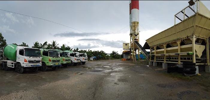 PT. Sulawesi Ready Mix yang berlokasi di Jalan Laode Hadi Bypass, Kelurahan Bonggoeya, Kecamatan Wua-Wua, Kota Kendari. Foto: Ist.