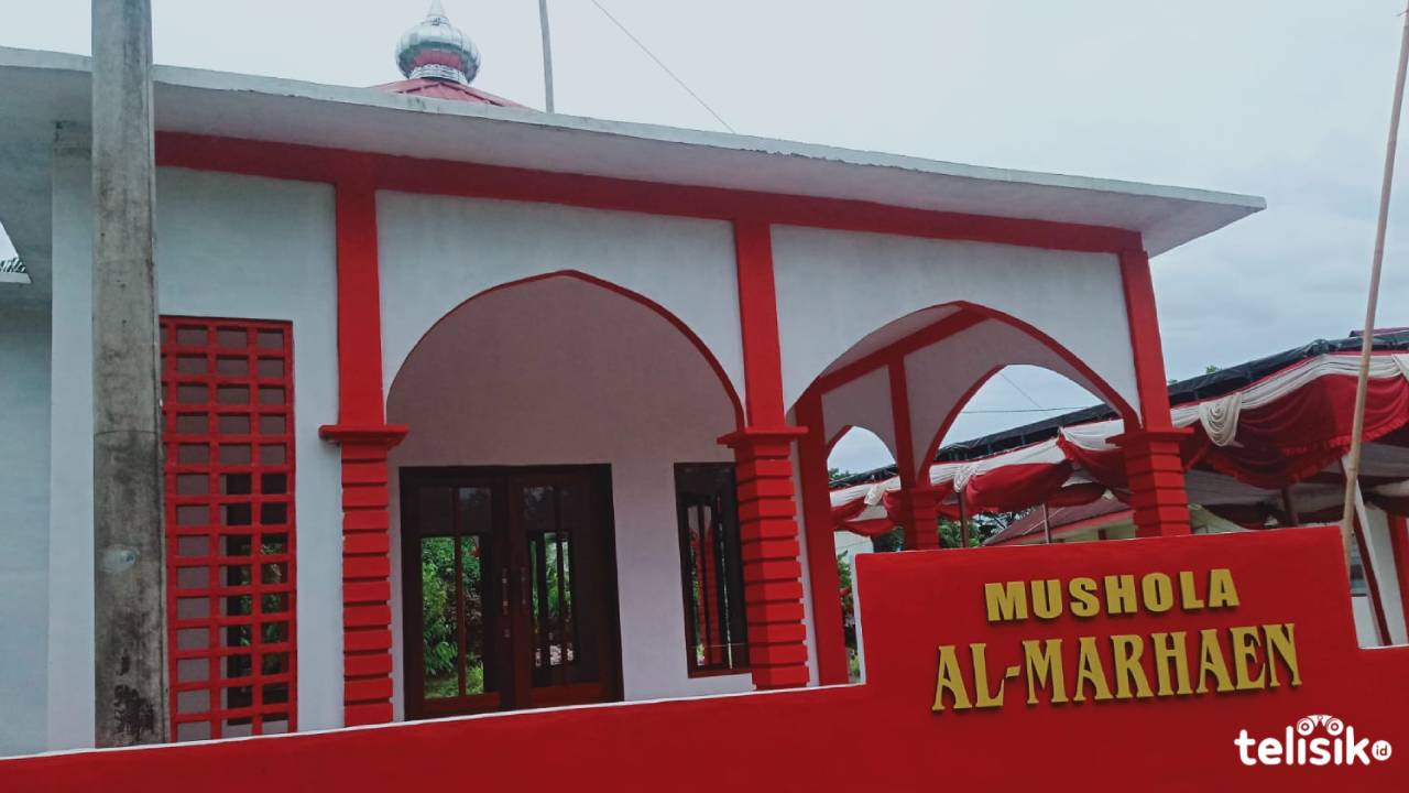 Musala Al Marhaen yang baru diresmikan berada di Sekretariat DPC PDIP Kabupaten Deli Serdang. Foto: Reza Fahlefy/Telisik