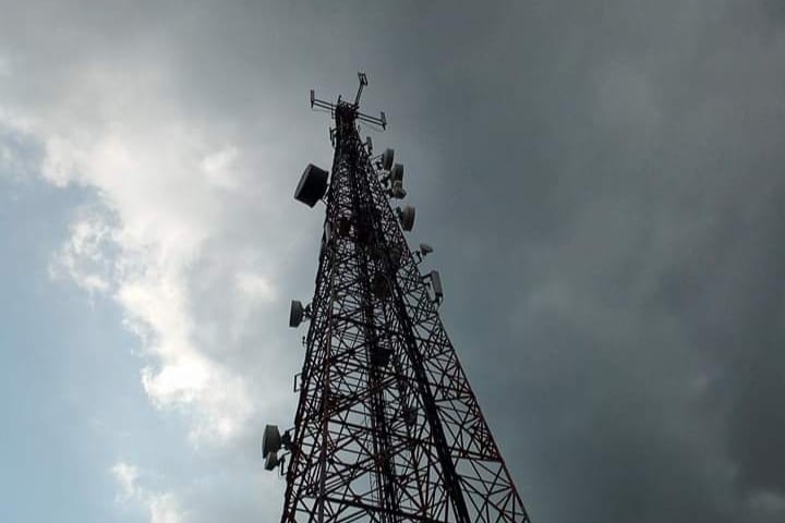 Salah satu tower jaringan telekomunikasi. Foto: Ist.