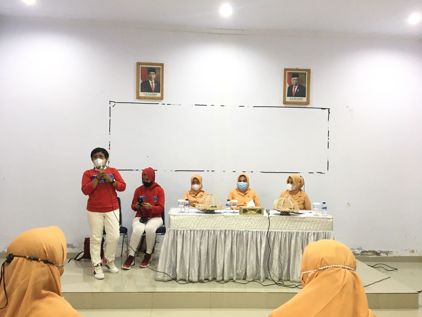 Sosialisasi mengenai kegiatan lomba senam Garbarata dalam menyambut HUT Dharma Wanita. Foto: Nurdian Pratiwi