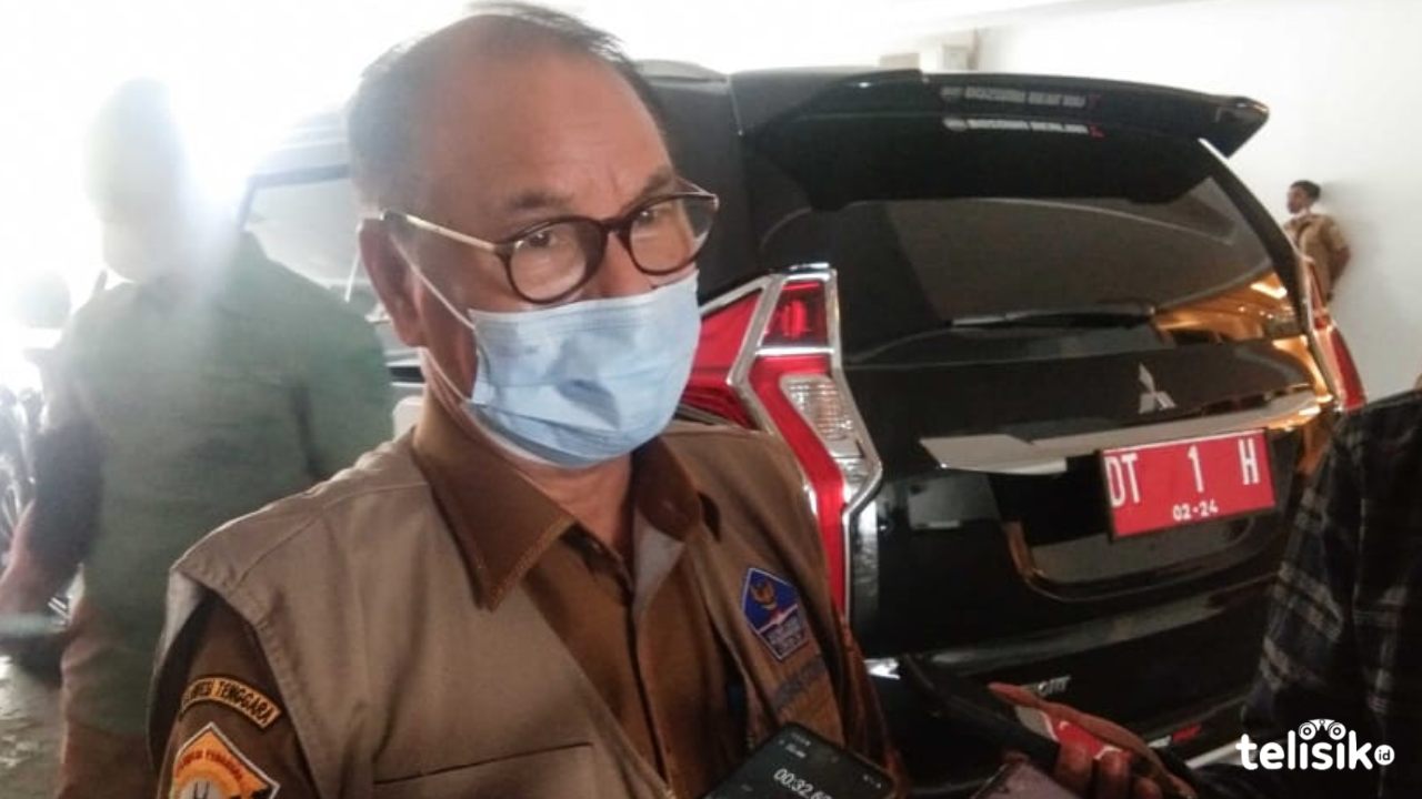 Bupati Konawe Selatan, Surunuddin Dangga saat ditemui di Kendari. Foto: Kardin/Telisik