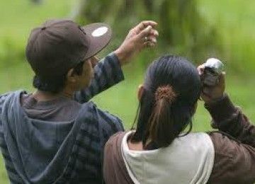 Islam melarang laki-laki dan perempuan yang bukan mahram berduaan atau dalam istilah Islam disebut khalwat. Foto: Repro goriau.com