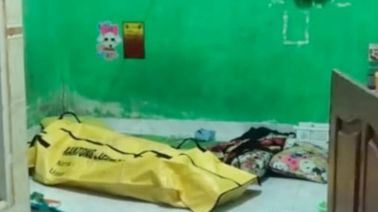 Jenazah Y yang ditemukan di kamar kos. Foto: Ist.