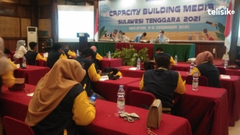Kegiatan Capacity Building Media Bank Indonesia Sultra di Wakatobi. Foto: Kardin/Telisik