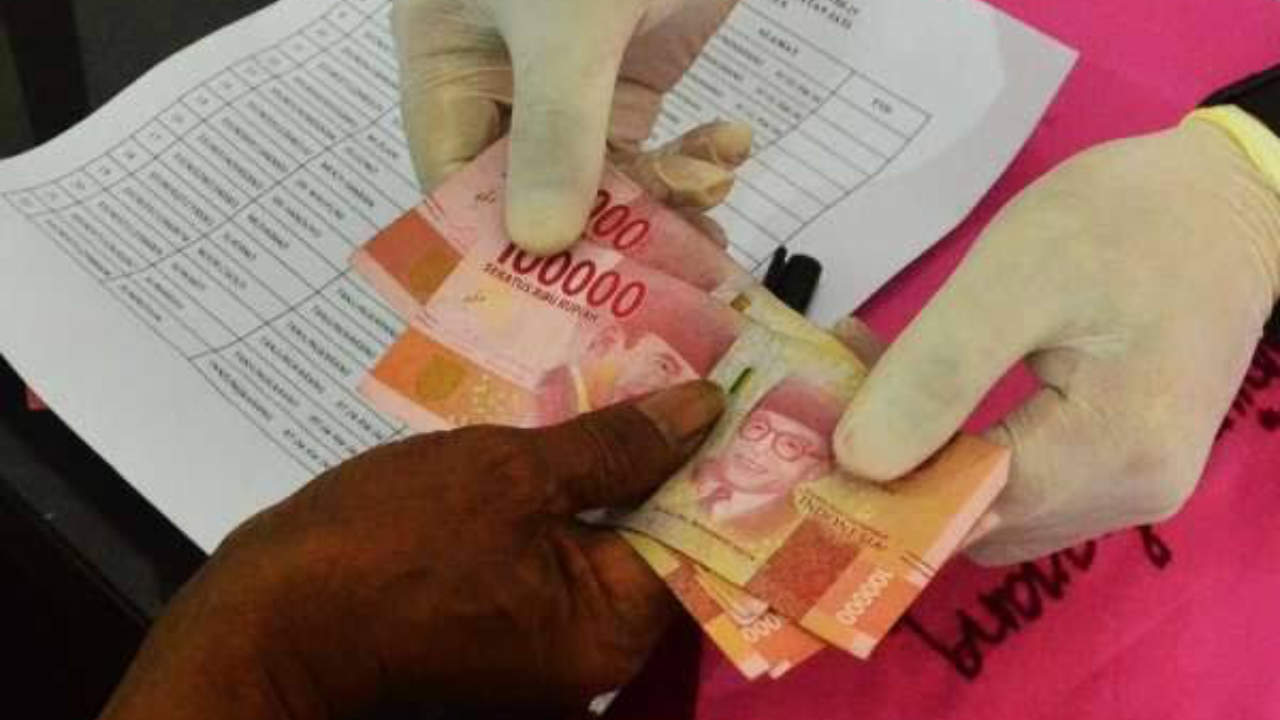 Bansos sebesar Rp 600 ribu akan dicairkan pada kuartal I-2022. Foto: Repro Antara
