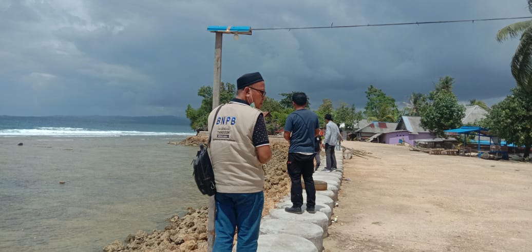 Proyek pengaman pantai di Butur.  Foto : Ist.