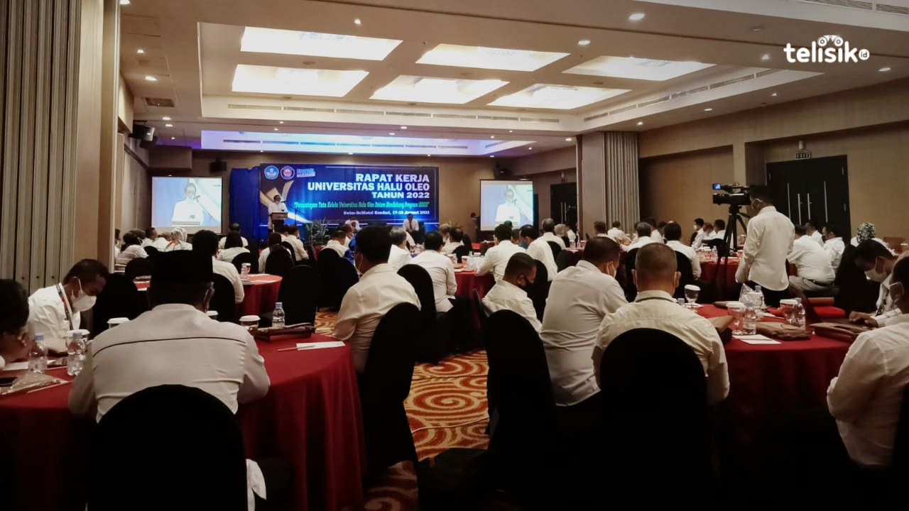 Suasana rapat kerja Universitas Halu Oleo (UHO) Kendari, tahun 2022. Bertema, pemantapan tata kelola UHO dalam mendukung program MBKM. Foto: Andi Irna Fitriani/Telisik