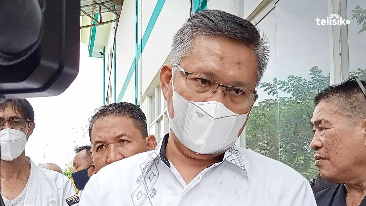 Wali Kota Kendari saat dikonfirmasi awak media. Foro: Andi Irna/Telisik