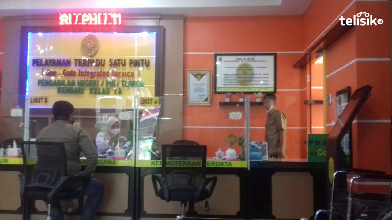 Suasana sepi Pengadilan Negeri Kendari akibat COVID-19. Foto: Nur Khumairah Sholeha Hasan/Telisik