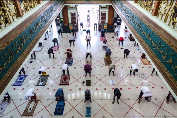 Ada 4 golongan manusia di yaumul akhir nanti tidak tersentuh api neraka. Foto: Repro kompas.com